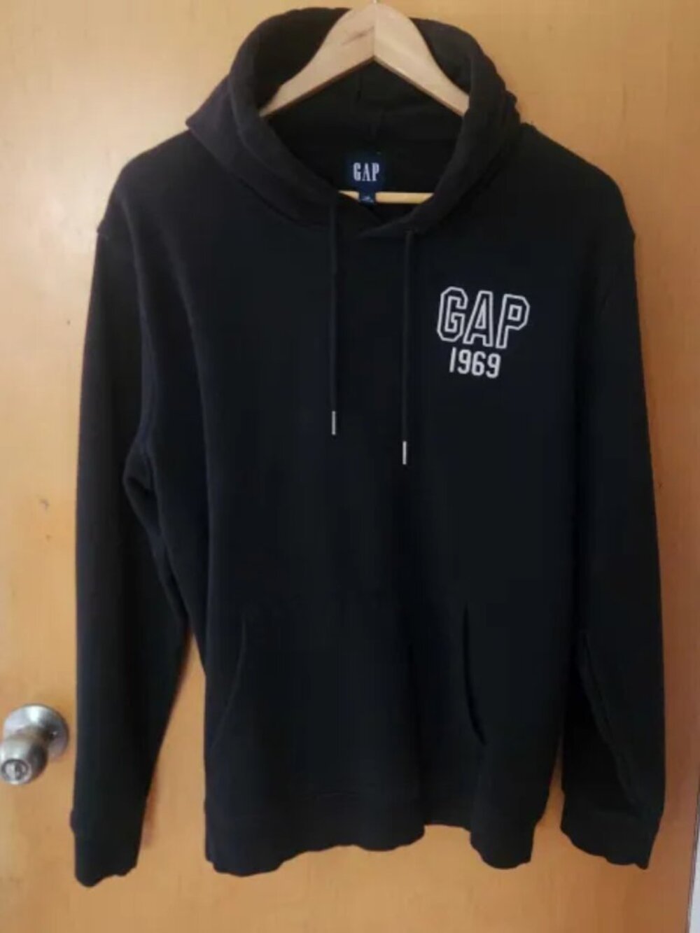 GAP 1969 Hoodie - Unisex Large - Black
